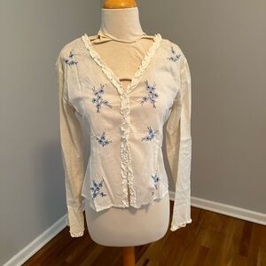 Dollhouse embroidered blouse/shirt-Woman’s Size M b neck ruffled flowy